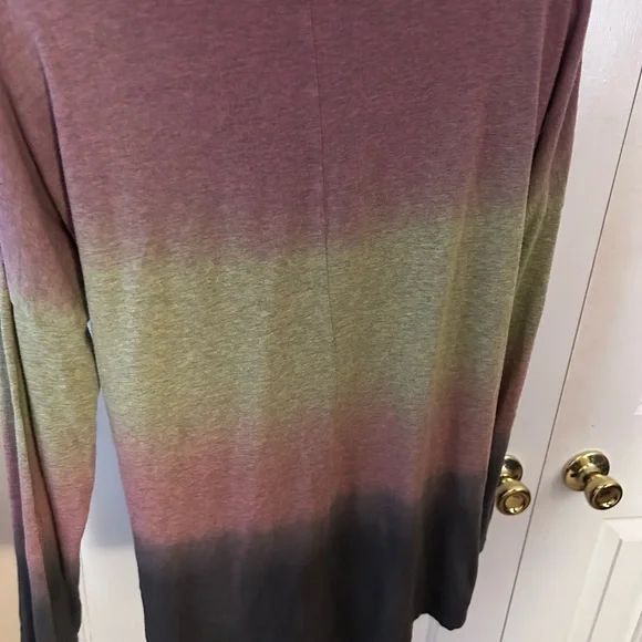 SALE NWOT Sundance embroidery flower long sleeve ombré T shirt🌸❤️ - Picture 7 of 7